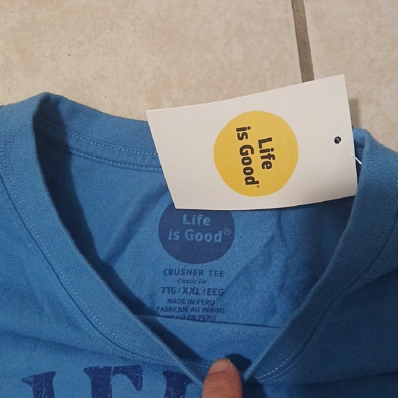 LIFE IS GOOD Men's Sky Blue Graphic Crusher Crewneck Tee NWT - Picture 2 of 2